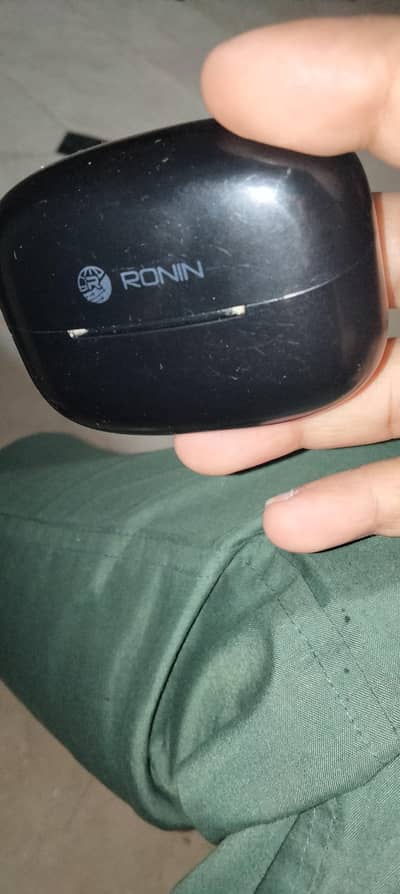 Bluetooth Ronin please read full message olx