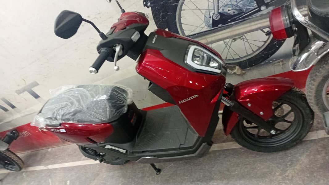 Honda ICON e zero 0