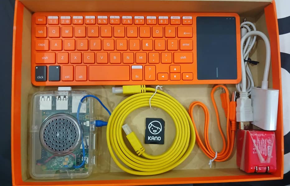 Kano Computer Kit (Raspberry Pi 3) 6