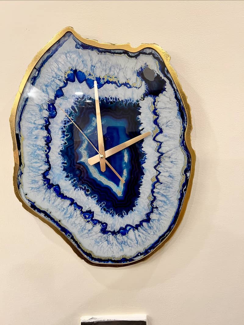 Resin Marbleised Wall Clock 0