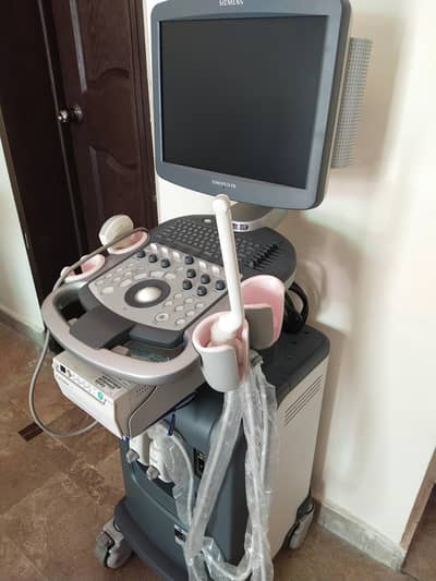 Ultrasound Machines and Color Dopplers