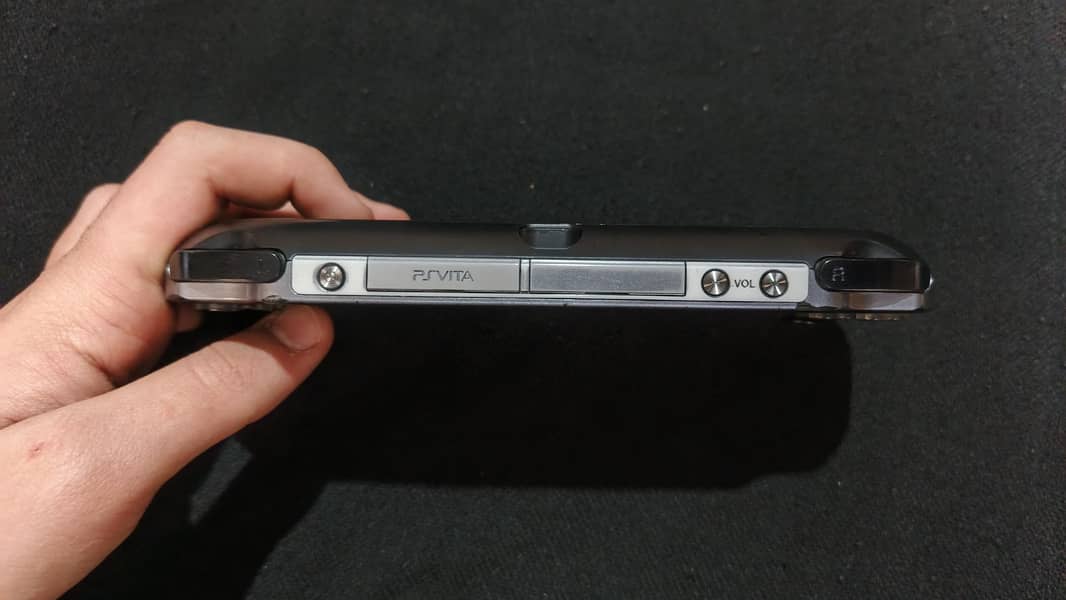 PS-VITA OLED MODDED/JAILBROKEN 4