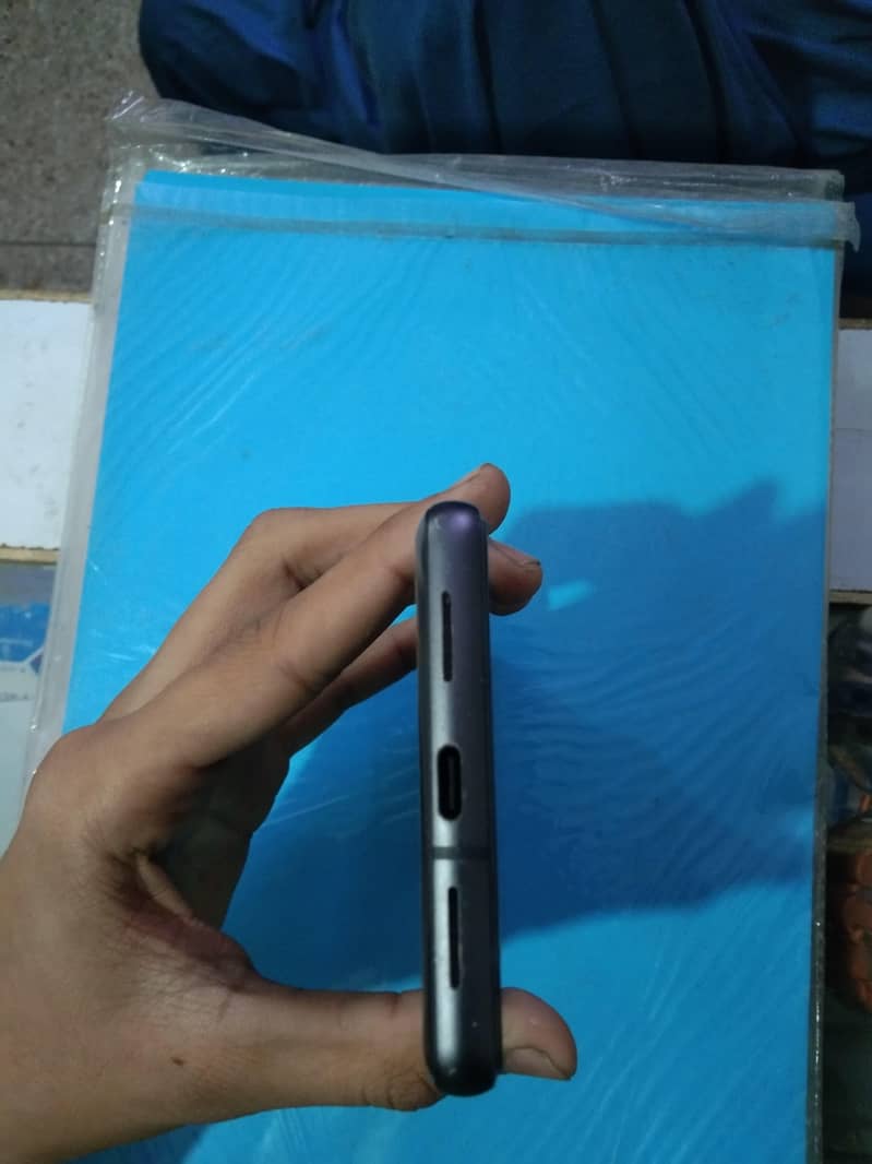 Google Pixel 7 5