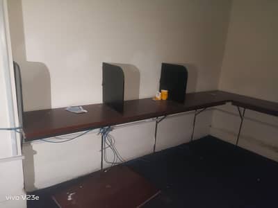 Call Center Tables for Sale Urgently