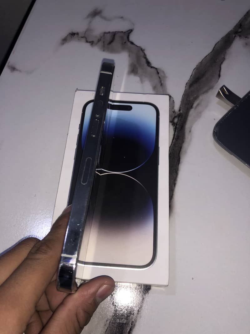 iPhone 14 pro 256GB with Box - Mobile Phones - 1108863001
