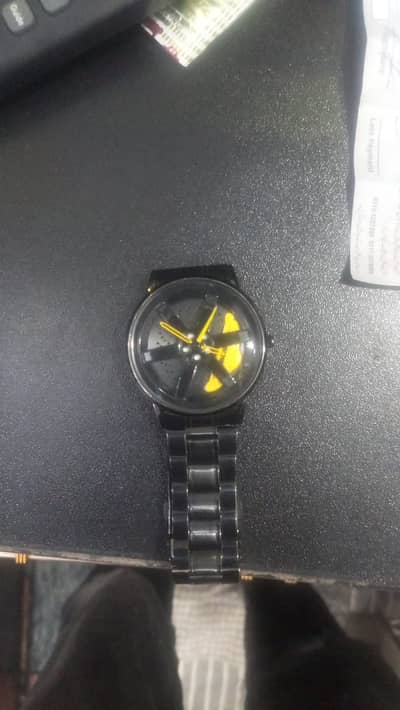 Best watch new condition price 3000