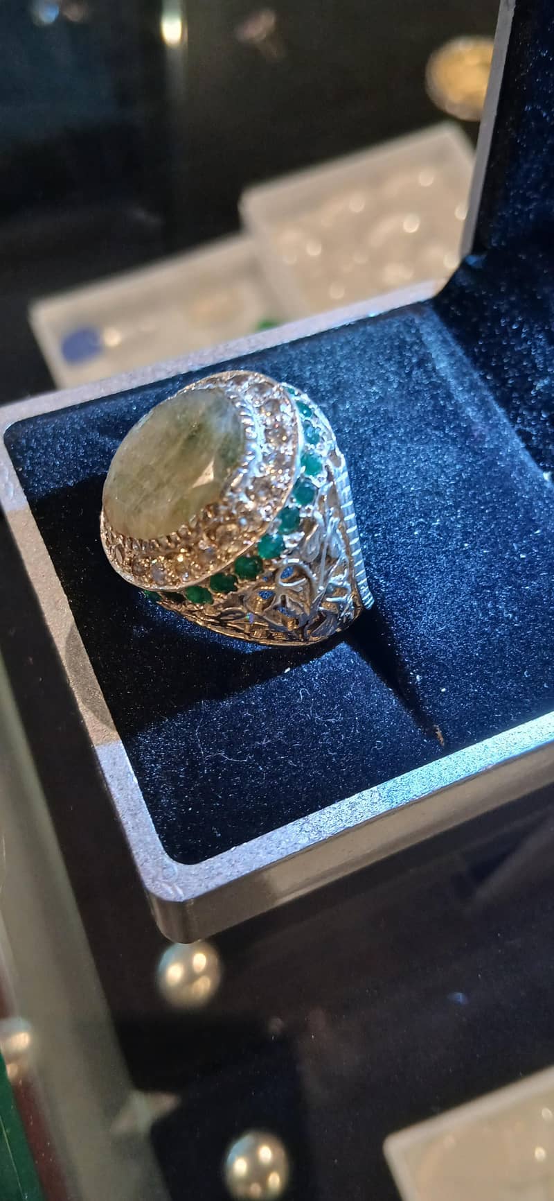 Emerald silver ring 2