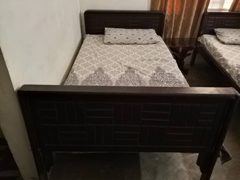 Single beds 3
