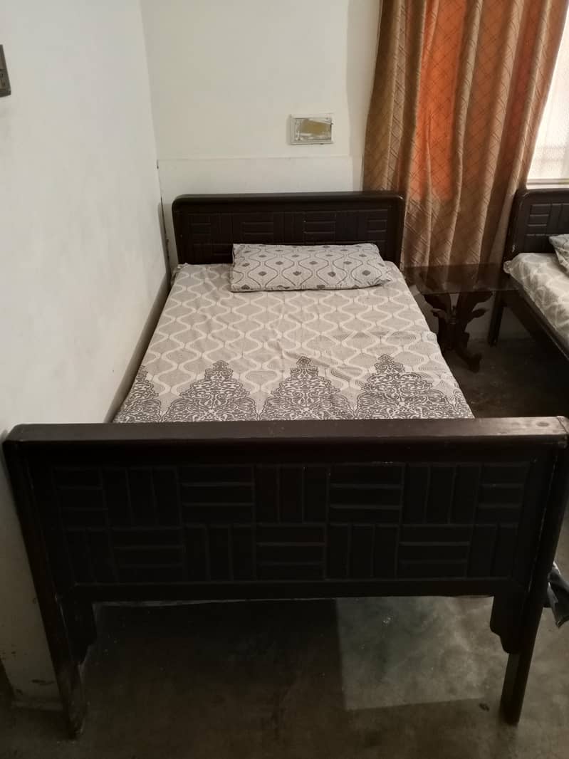 Single beds 4