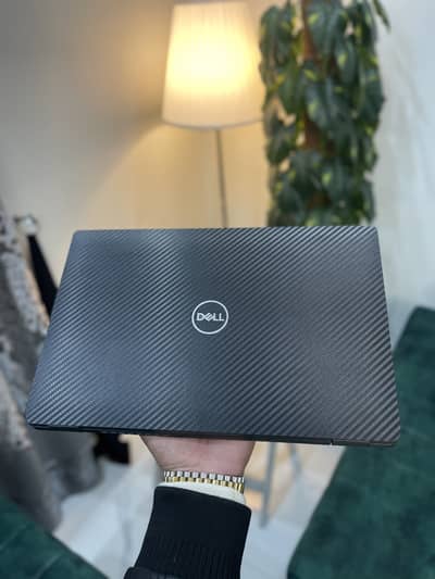 Dell Latitude 7410 | Core i5 10th Gen | 16GB RAM DDR4| 256 GB SSD|Mint