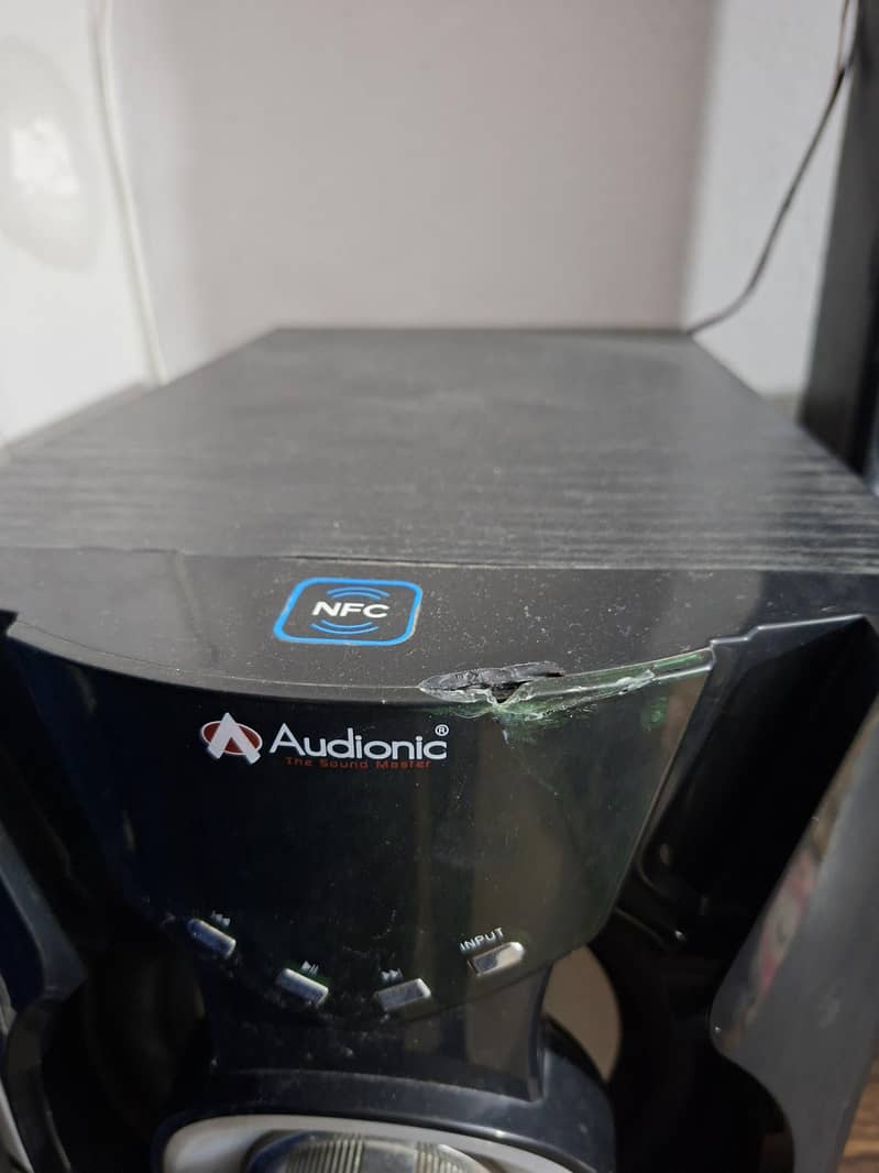 Audionic rb -110. 