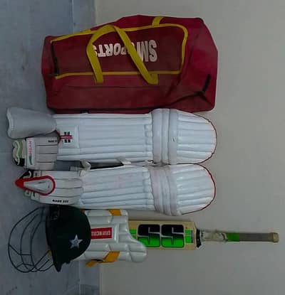 ALL CRICKET EQUIPMENT     BAT WITH EHSANULLAH KHAN AND FAWAD ALAM SIGN