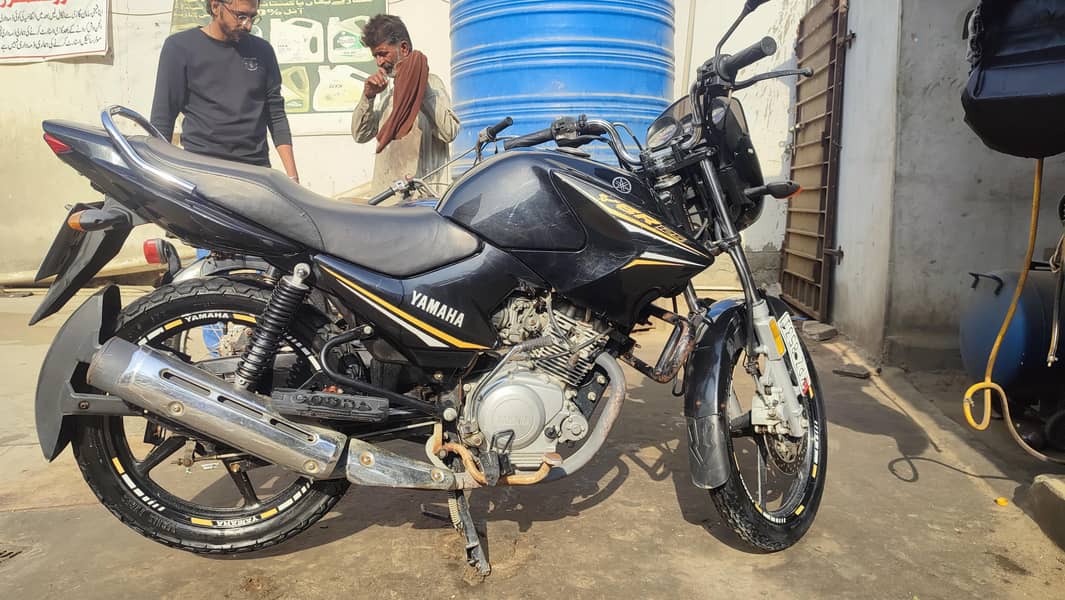 Yamaha YBR 125 1