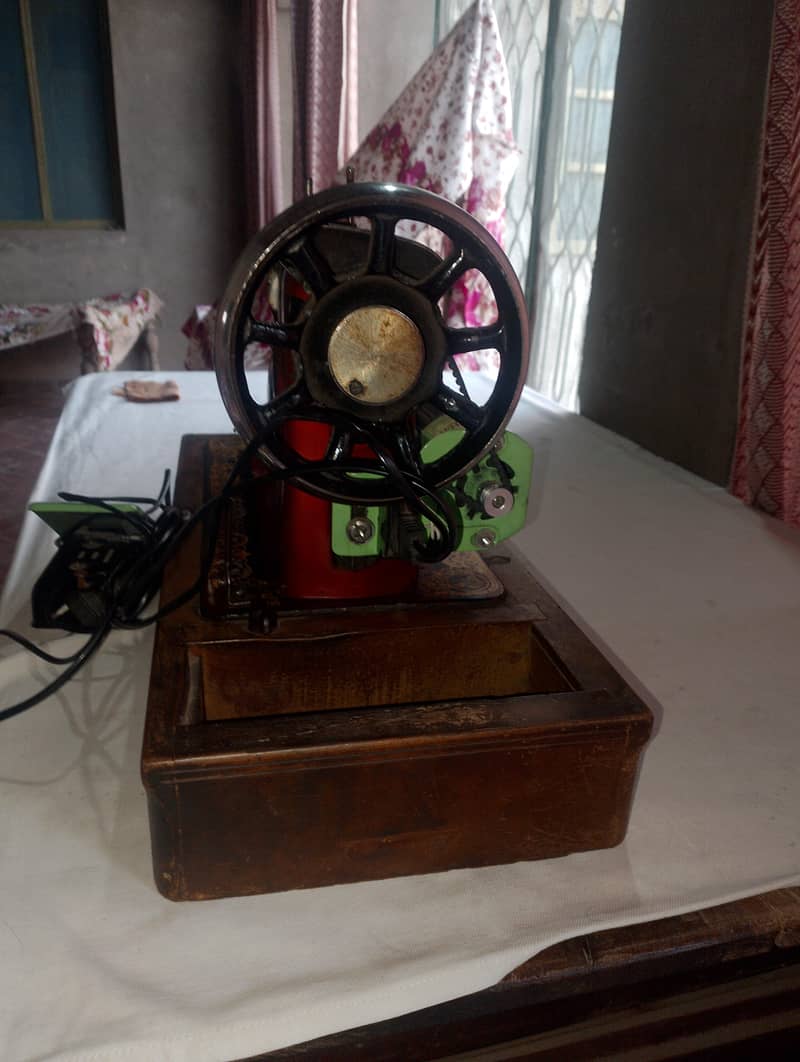 Sewing Machine 1