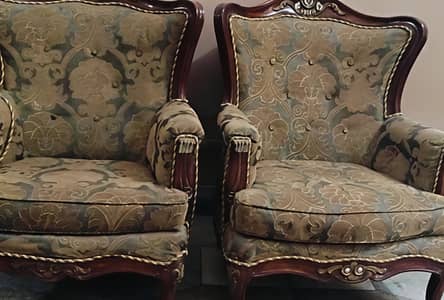 Luxe Wooden 5-Seater Sofa Set – Classic Elegance for Sale! 