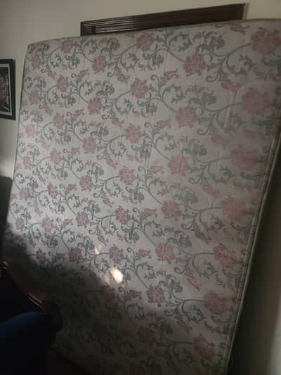 Mattress For. sale spring mattres