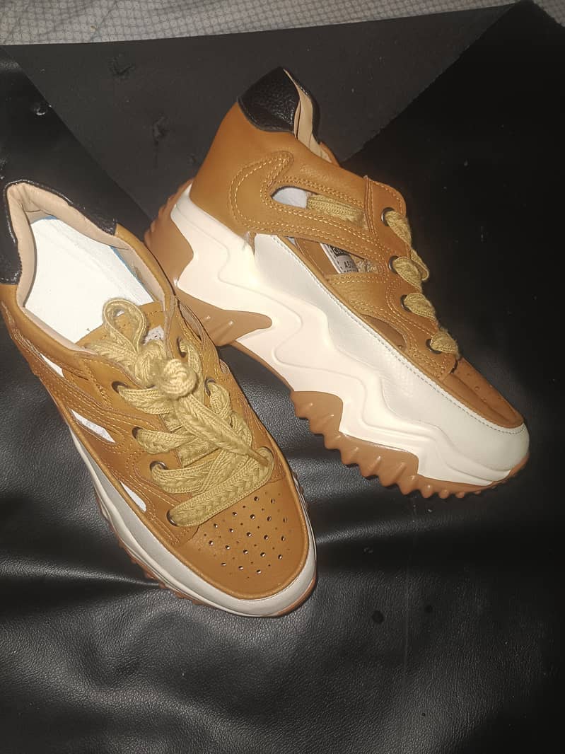 NEW SHOZ IMPORTED SHOZ 1