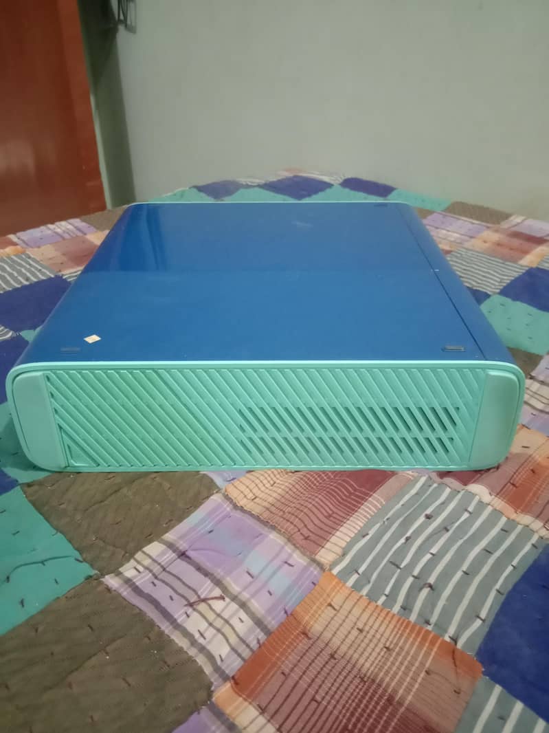 Xbox 360 E 5