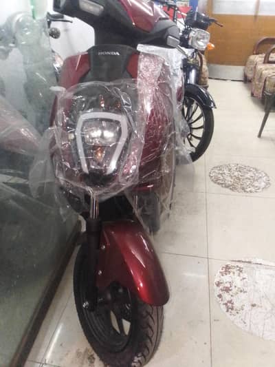 Honda electric scooty