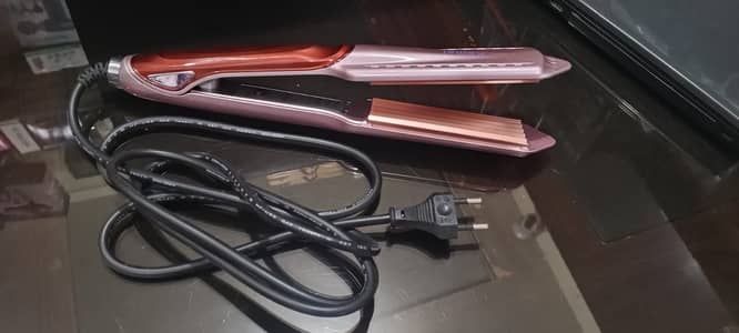 Hair crimper  intensive heating model kemei km-473 O3I34759OIO