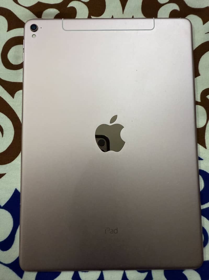 iPad Pro 9.7 inch cellular 0