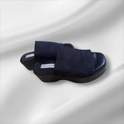 Steve Madden Comfortable Medicated Style Platform Sandals – Ladies