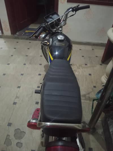 good condition and original documents