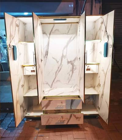6/5 feet Wardrobe  / Almari  / cupboard  / 0316,5004723