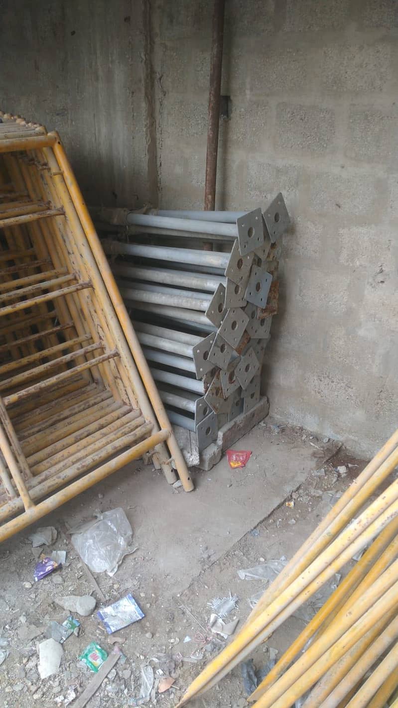 SCAFFOLDING - Moveable Platforms - H Frames - Rent 2