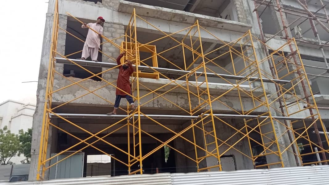 SCAFFOLDING - Moveable Platforms - H Frames - Rent 9