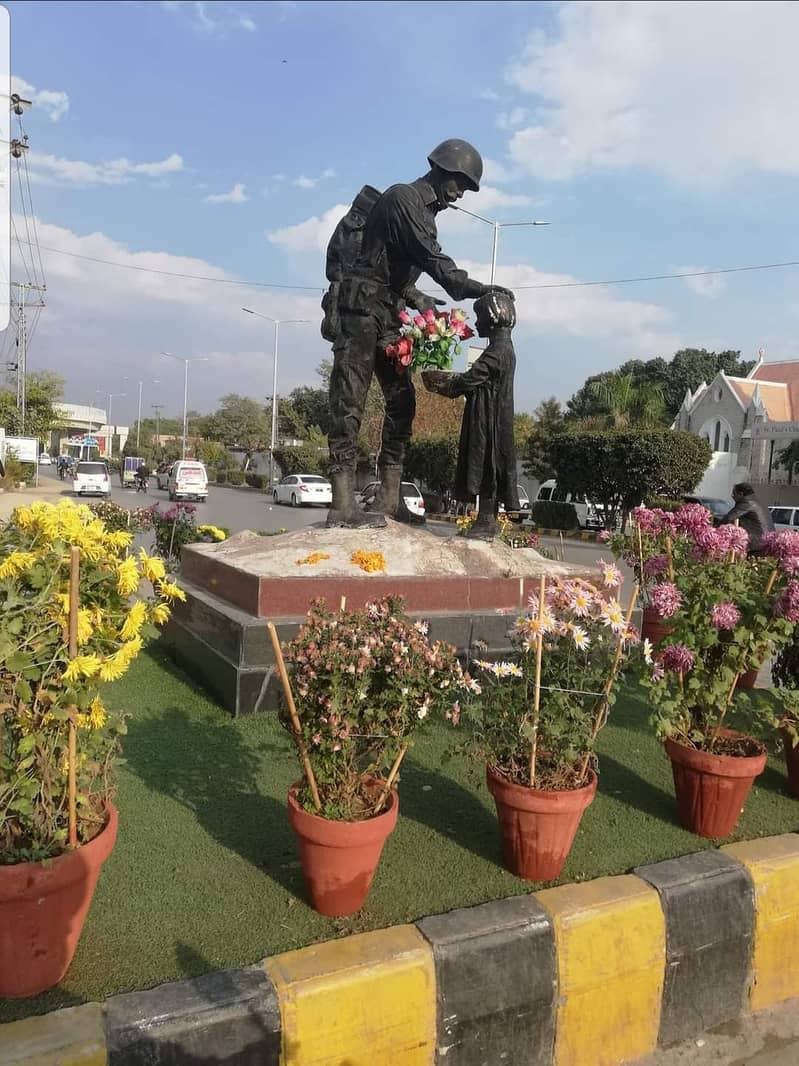 Quaid e Azam Statue 5
