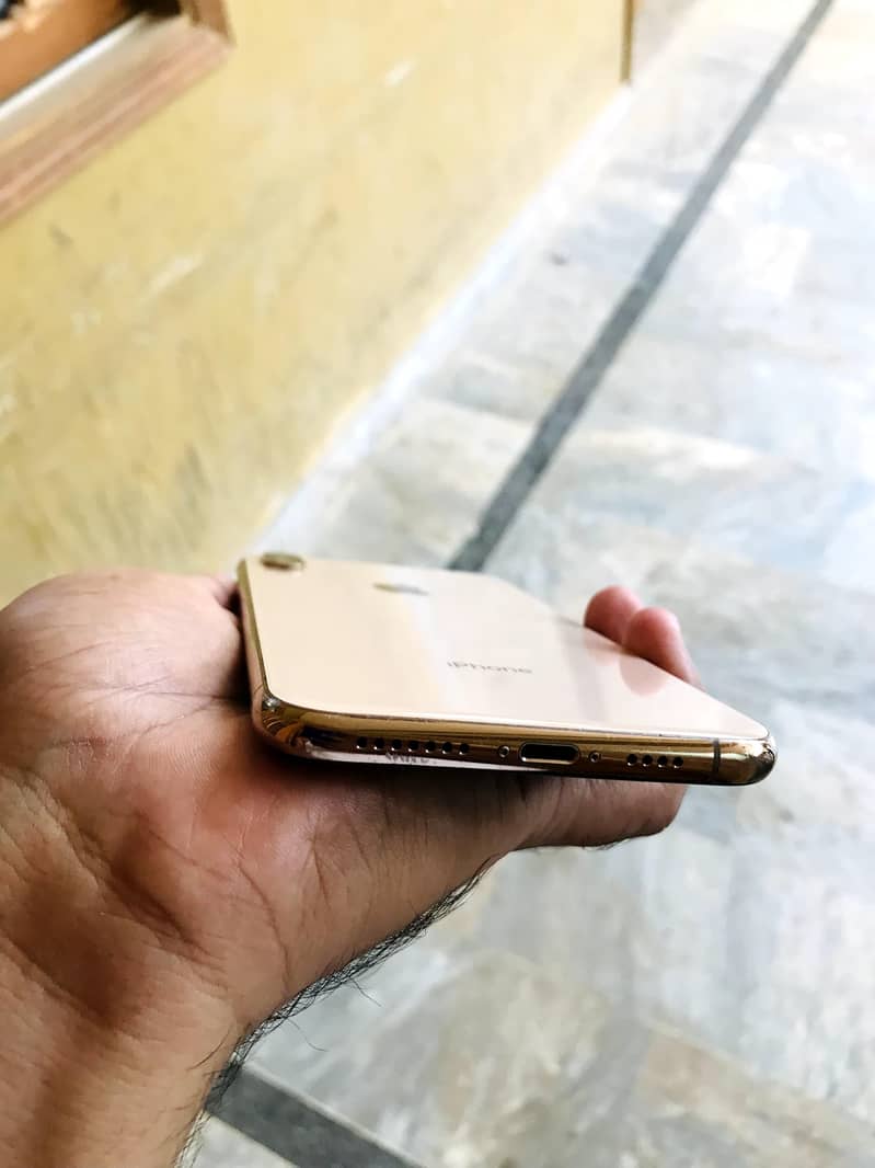 iphone xs max 3