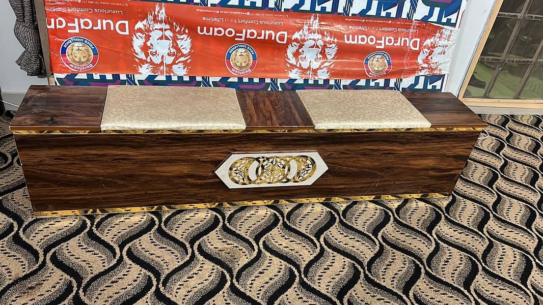 BedSet with dressing table 0