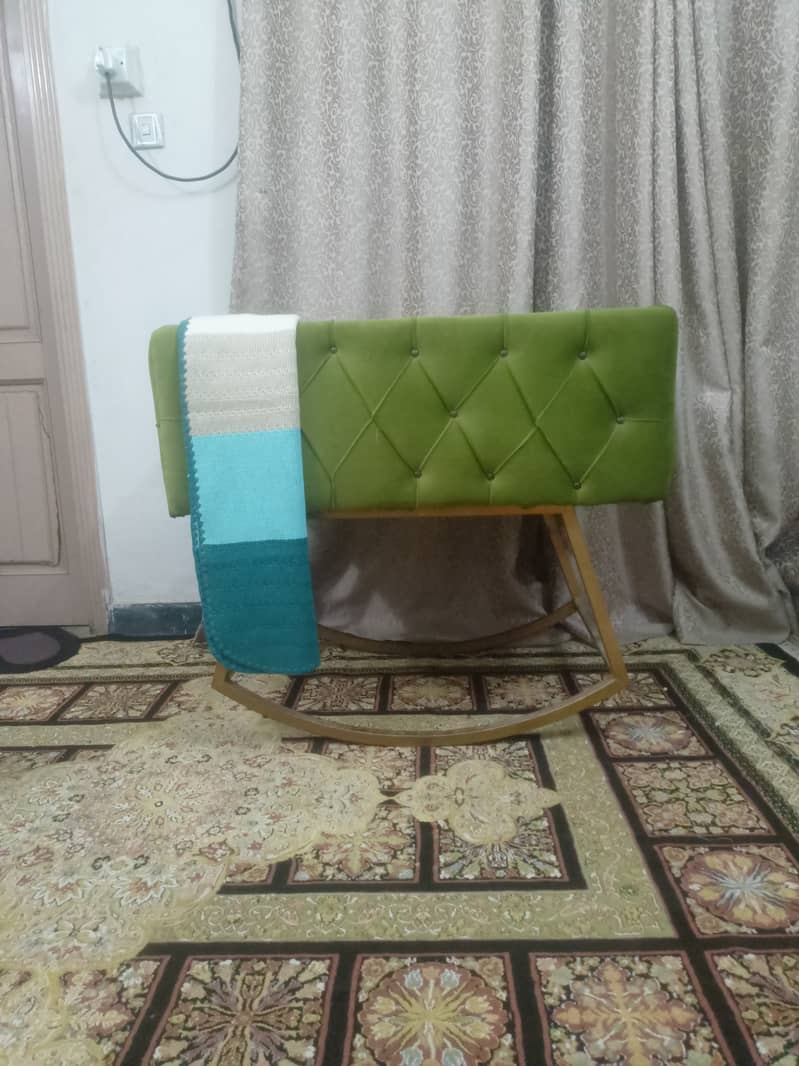 Baby cot 3