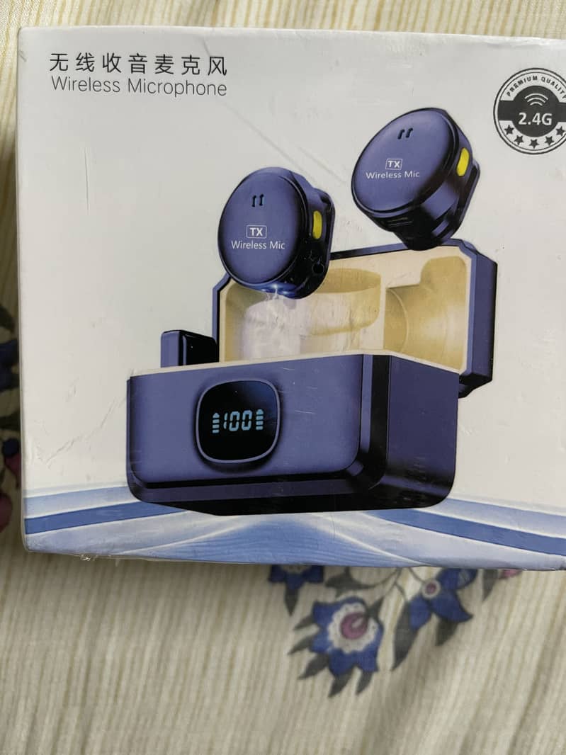 Wireless Rechargeable Microphone 1