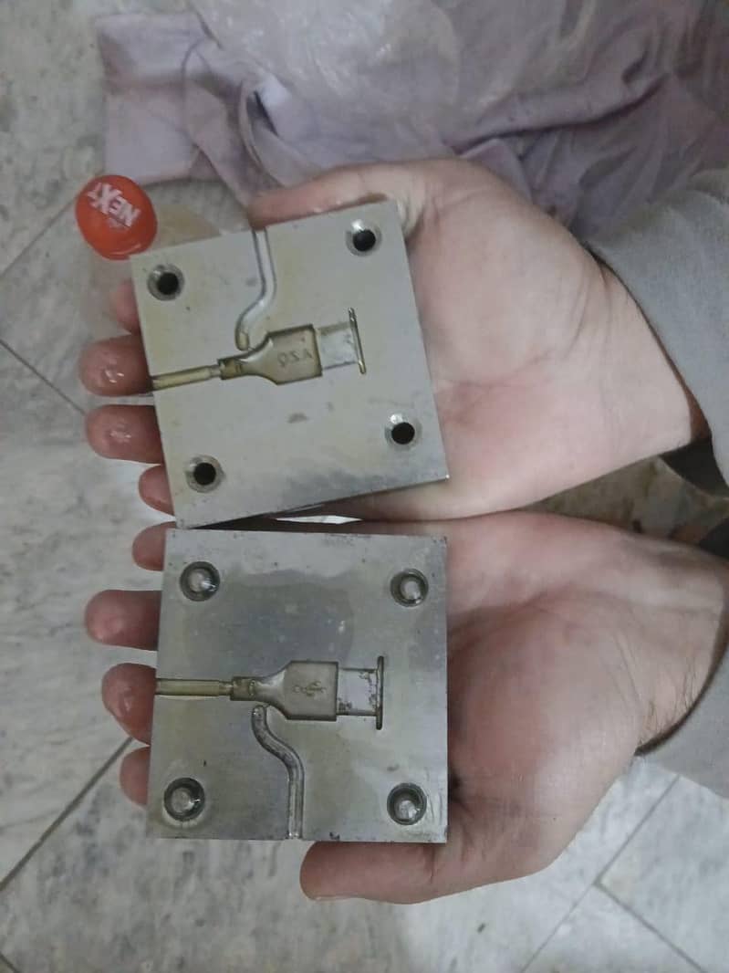 Data Cable Molding Machine | Android & Type-C Cable Making Setup 4