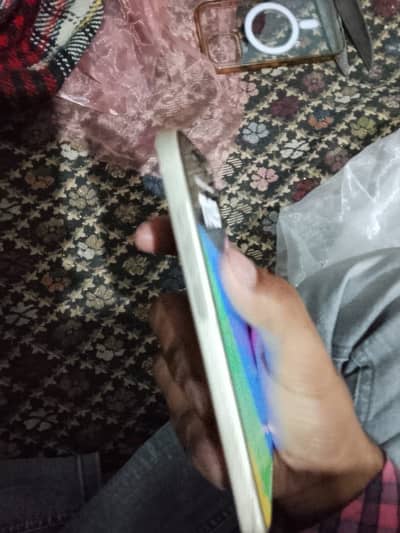 15 iPhone 128 gb health 92