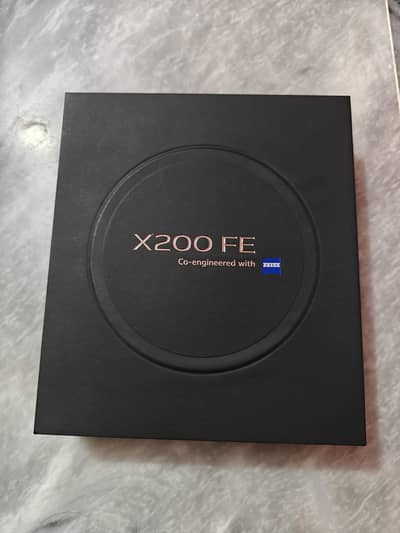 Vivo X200fe