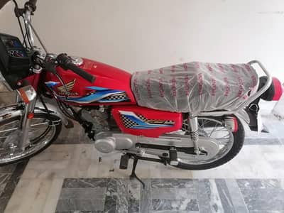 honda 125 23/25 urgent sale