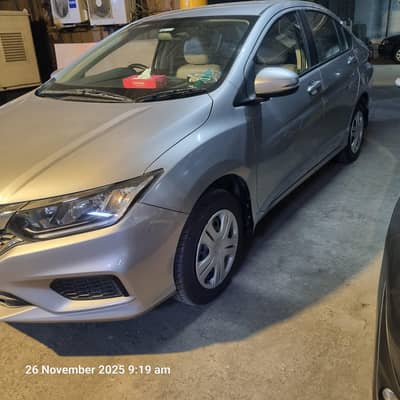 honda city almost new, scratch less condition