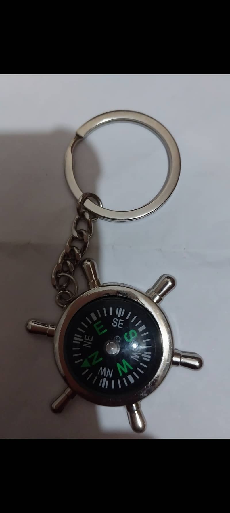 key ring with compass 0