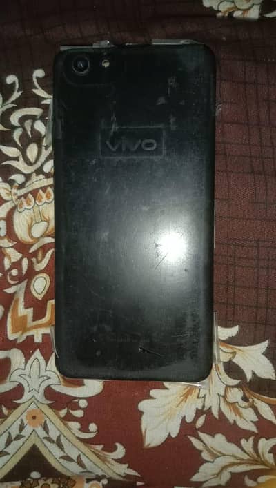 vivo y71