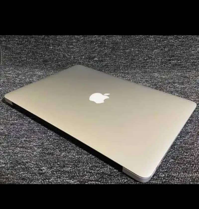 MacBook Air 2017 3