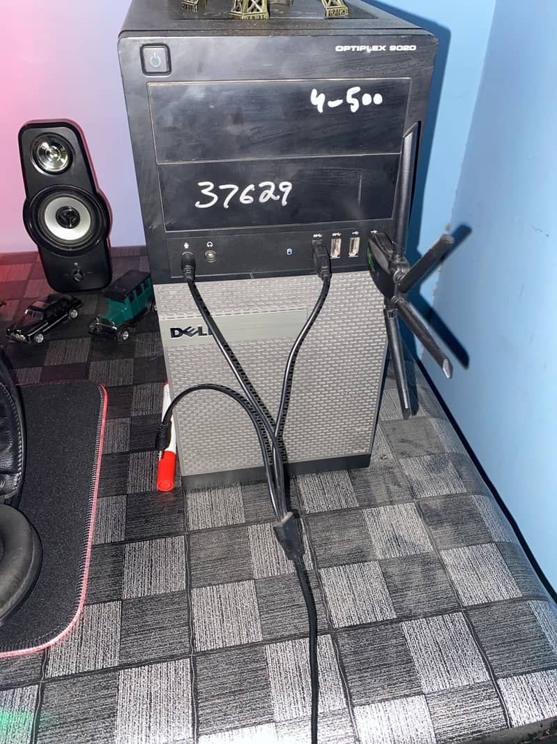 Full desktop setup 1