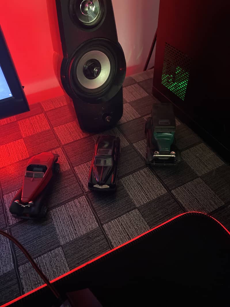 Full desktop setup 4