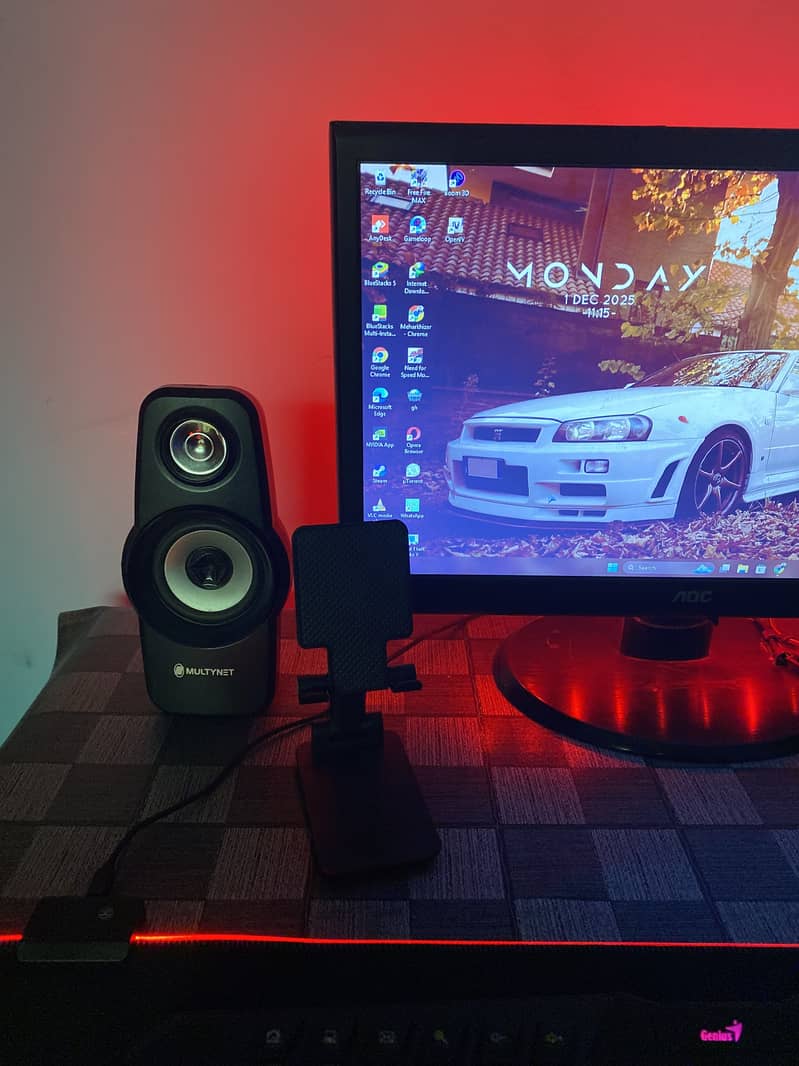 Full desktop setup 6