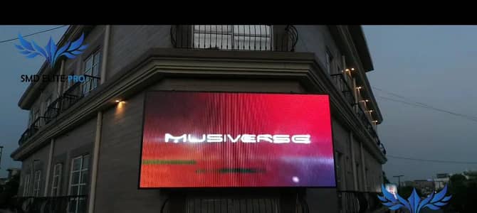 SMD Screens/Outdoor Commercial Display/Pole Streamer/Indoor Video Wall