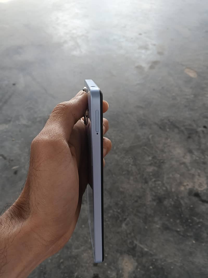 Redmi Note 12R 4