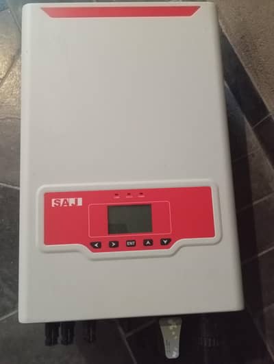 SAJ 10kW Solar Inverter – Excellent Condition – No Issues
