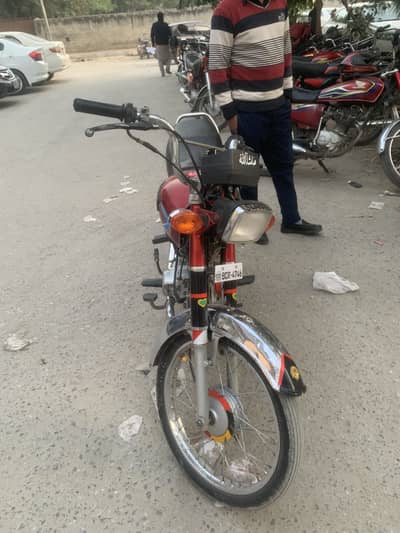Honda CD70 for sale